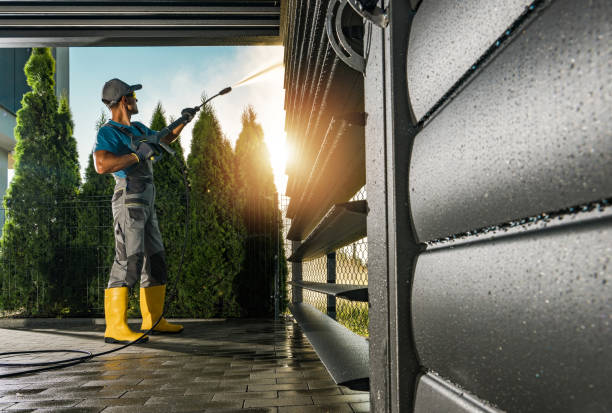 Best Roof Power Washing Services  in East Bakersfield, CA