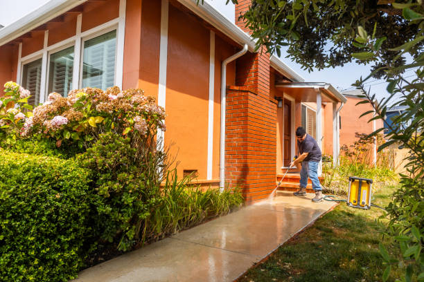 Best Commercial Building Pressure Washing  in East Bakersfield, CA